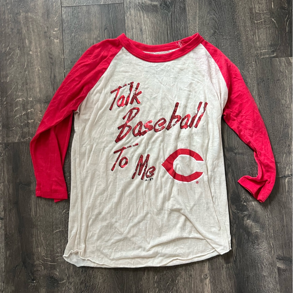 Cincinnati Reds Women’s Baseball Tee